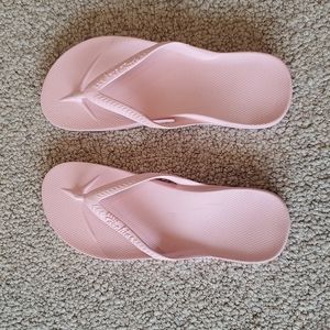 Archie's arch support pink flip-flops 8